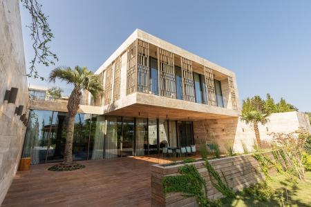    (  & | MRIYA RESORT&SPA)  wine  6-     