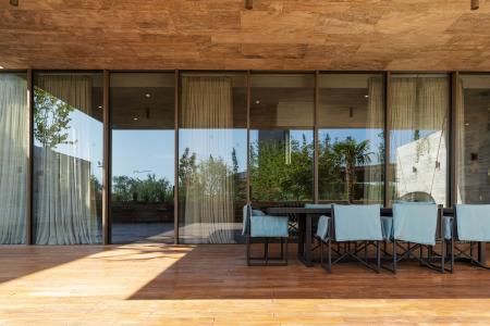    (  & | MRIYA RESORT&SPA)  wine  6-     