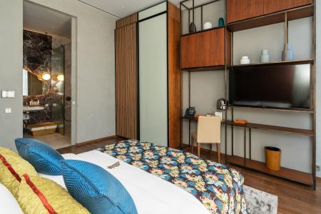    (  & | MRIYA RESORT&SPA)  wine  6-     