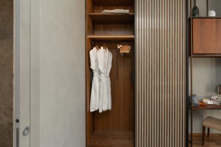    (  & | MRIYA RESORT&SPA)  wine  6-     