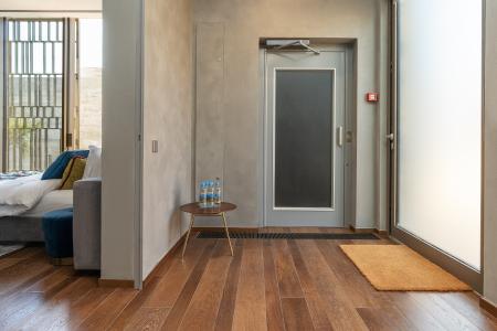    (  & | MRIYA RESORT&SPA)  wine  6-     