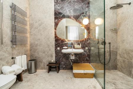    (  & | MRIYA RESORT&SPA)  wine  6-     