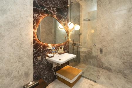    (  & | MRIYA RESORT&SPA)  wine  6-     