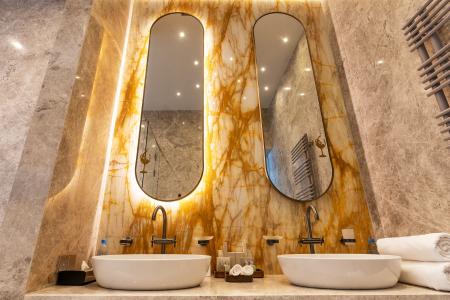    (  & | MRIYA RESORT&SPA)  wine  6-     