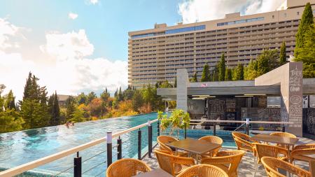  Green park Yalta-Intourist (  -) 94.   -