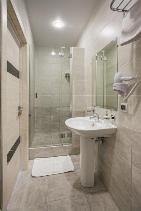 ����� Sun Ray (��� ���) ����������� 2-������� 1-���������