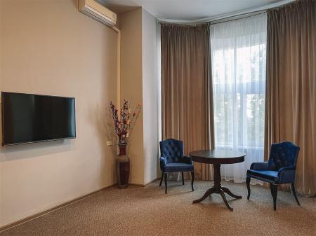 ����������� �������� Miras Hotel & Restaurant / ����� �����-���� 4-������� 2-���������