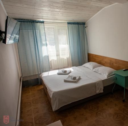  Hotel Villa Koronello ( )  2- 1-  .