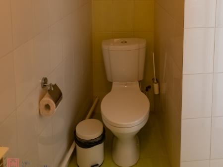  Hotel Villa Koronello ( )  2- 1-  .