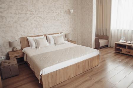    2- 1- DBL (  King size)