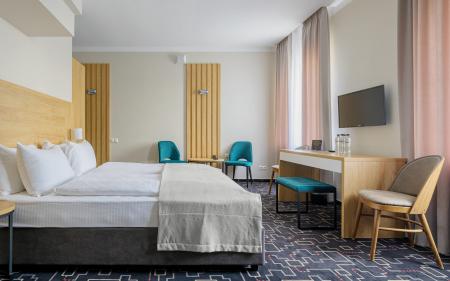  Amber Shore Resort /    ****  4-