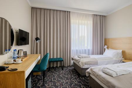  Amber Shore Resort /    ****  1-