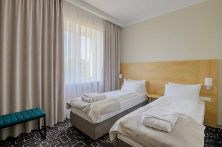  Amber Shore Resort /    ****  2-