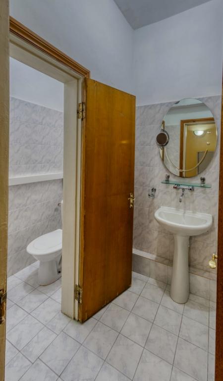 ��������� ������������ �������� 2 ��������� ����� � �������� � ������