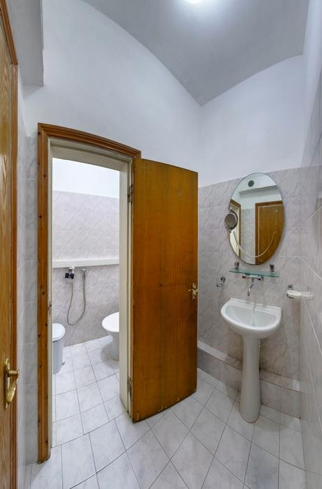 ��������� ������������ �������� 2 ��������� ����� � �������� � ������