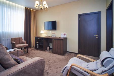      / Family Suite