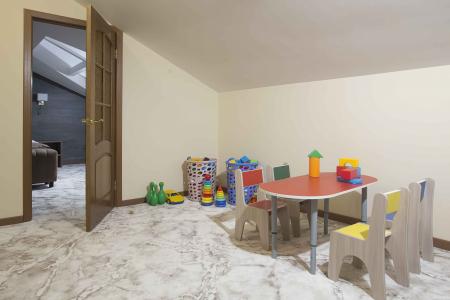  Tes-hotel Resort & SPA (-)  4- 3- 
