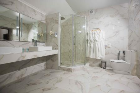  Tes-hotel Resort & SPA (-)  4- 3- 