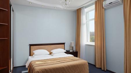  Tes-hotel Resort & SPA (-)  1  2 