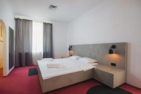  MORE SPA & RESORT  10- 5- ( 7)