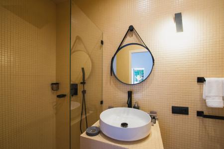  MORE SPA & RESORT  10- 5- ( 7)