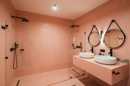  MORE SPA & RESORT  10- 5- ( 7)