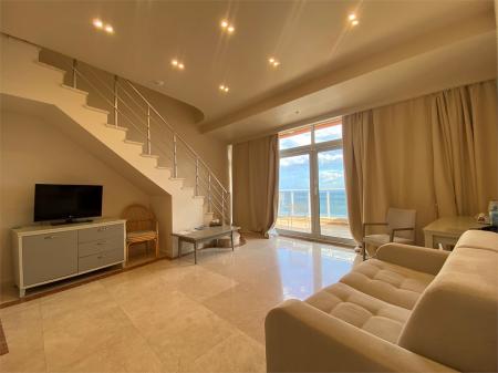  MORE SPA & RESORT  2- 2-  2-  ( 3,8,  )