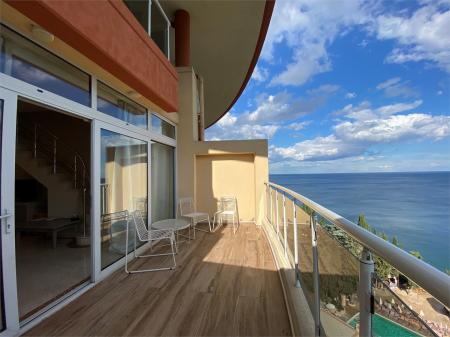  MORE SPA & RESORT  2- 2-  2-  ( 3,8,  )