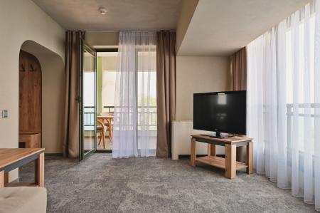  MORE SPA & RESORT - 2- 1- ( 6,9)