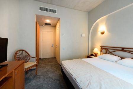  MORE SPA & RESORT   2- 1- ( 1,2,6)