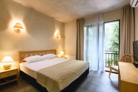  MORE SPA & RESORT  2- 1- ( 1,2,5,6,  )