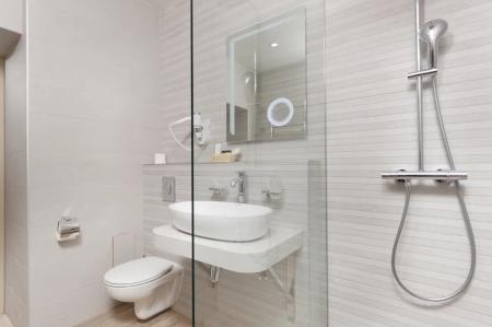   Apartment 4- 