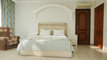  Villa Bonne Maison with Garden (  )  4- 2-