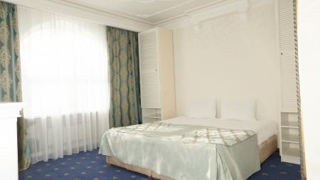  Villa Bonne Maison with Garden (  )  4- 2-