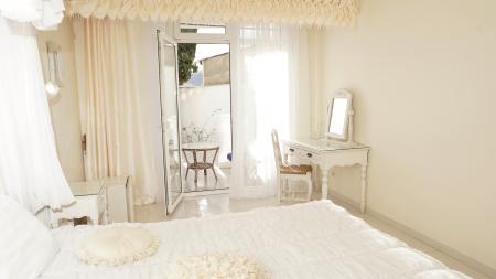  Villa Bonne Maison with Garden (  )  2- 1-  