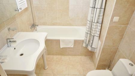  Villa Bonne Maison with Garden (  )  2- 1-  